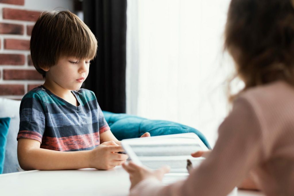 Estándares de calidad de la OMS para los servicios de salud mental infanto-juvenil.  👉ow.ly/e9yQ50WavKW