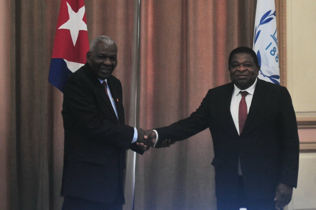 IPUparliament (@ipuparliament) on Twitter photo #IPU Secretary General <a href="/MartinChungong/">Martin Chungong</a> visited #Guyana🇬🇾 and #Cuba🇨🇺 in May to strengthen the relationship between the Inter-Parliamentary Union and Latin American #parliaments, and encourage more participation in IPU initiatives.
Read the news piece
➡️ipu.org/GC25 #IPU Secretary General <a href="/MartinChungong/">Martin Chungong</a> visited #Guyana🇬🇾 and #Cuba🇨🇺 in May to strengthen the relationship between the Inter-Parliamentary Union and Latin American #parliaments, and encourage more participation in IPU initiatives.
Read the news piece
➡️ipu.org/GC25