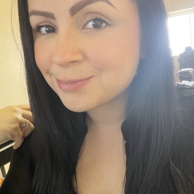 tinycornertales's tweet image. #NewProfilePic