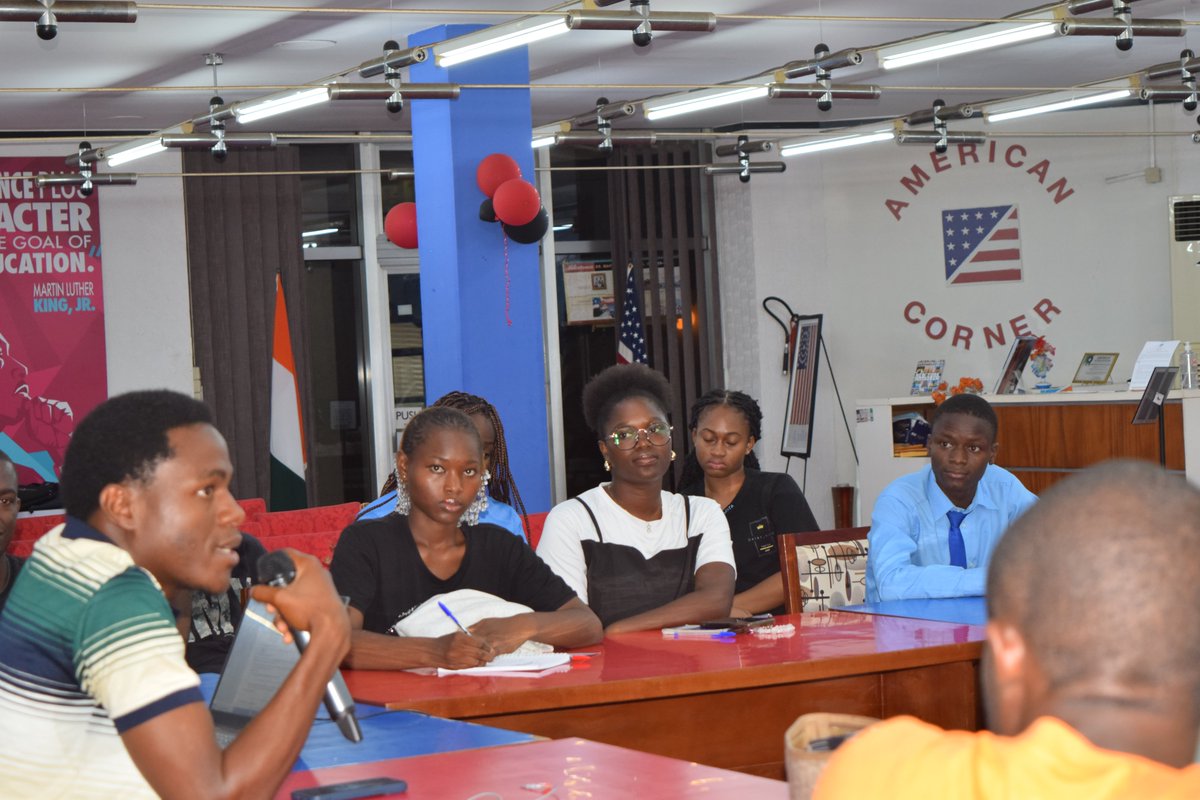 American Corner Yamoussoukro @INP-HB (@amcorner_inphb) on Twitter photo 💡#EnglishLearning
Pourquoi rejoindre notre Club d'Anglais ? Un cadre propice pour la pratique et le développement rapide de vos compétences orales, dans un environnement convivial !
Pour les sessions en ligne : bit.ly/ASY_ECG-Classr… 📌
<a href="/AmericanSpaces/">American Spaces</a> #civusa 🇨🇮🫶🇺🇸 💡#EnglishLearning
Pourquoi rejoindre notre Club d'Anglais ? Un cadre propice pour la pratique et le développement rapide de vos compétences orales, dans un environnement convivial !
Pour les sessions en ligne : bit.ly/ASY_ECG-Classr… 📌
<a href="/AmericanSpaces/">American Spaces</a> #civusa 🇨🇮🫶🇺🇸