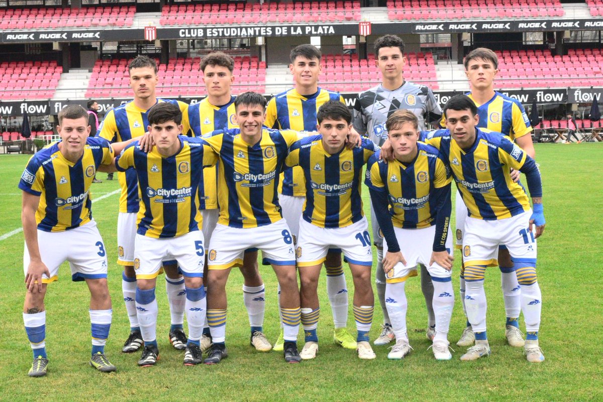 #Reserva | 🔛 Arrancó el encuentro en La Plata

Ya juegan #RosarioCentral y Estudiantes por los Cuartos de Final del #TorneoProyección Apertura 

#VamosLosPibes 🇺🇦💪🏼