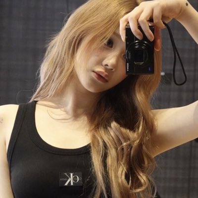 #.🧡🖤NewProfilePic