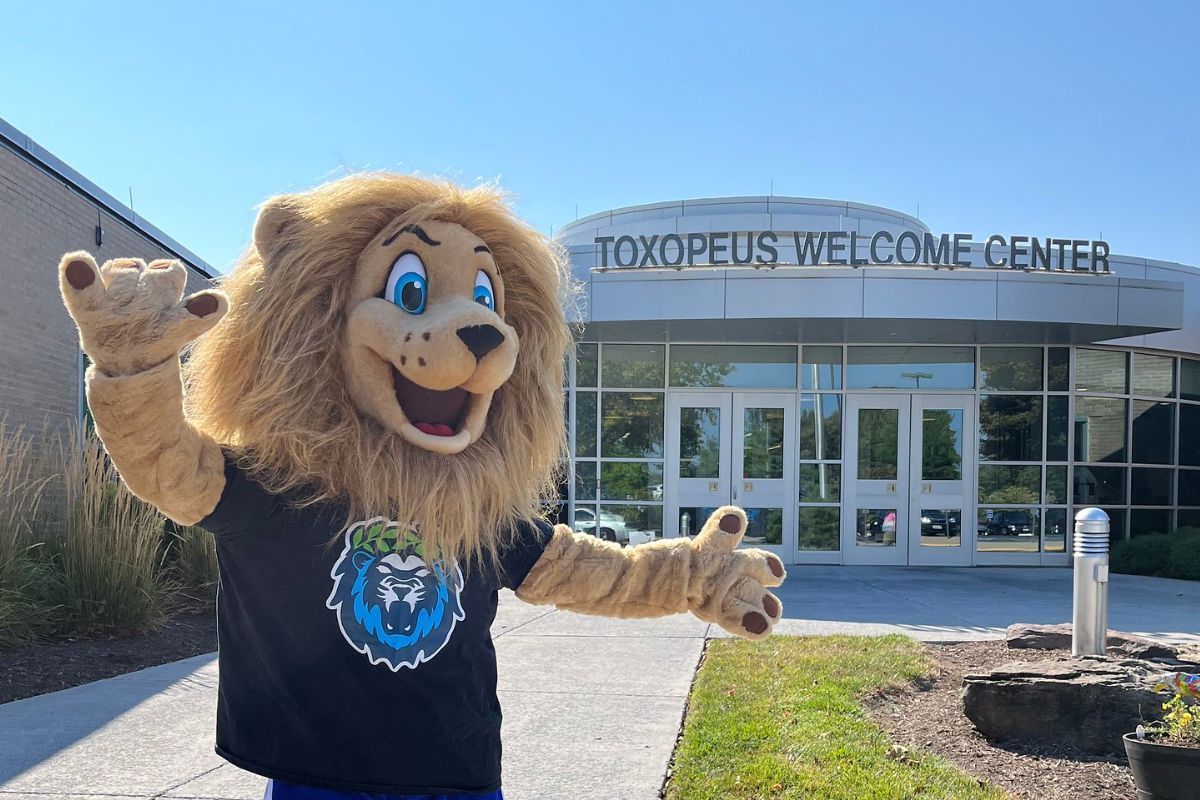 It's National Mascot Day! Today at Laurel Ridge, we’re celebrating our favorite mascot — Leo the Lion! Leo brings energy and excitement to campus events and community celebrations. Learn more about Leo: buff.ly/yWFSmfa