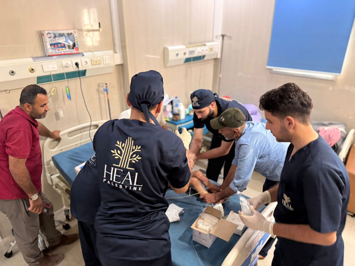 healpalestine_'s tweet image. Haneen, the young orphan critically injured in the recent school bombing and fire in Gaza, is now under HEAL’s care. She is receiving medical and mental health treatment, with our dedicated medical team, led by Dr. Odai who’s closely overseeing her recovery.
#heal #healing #gaza…