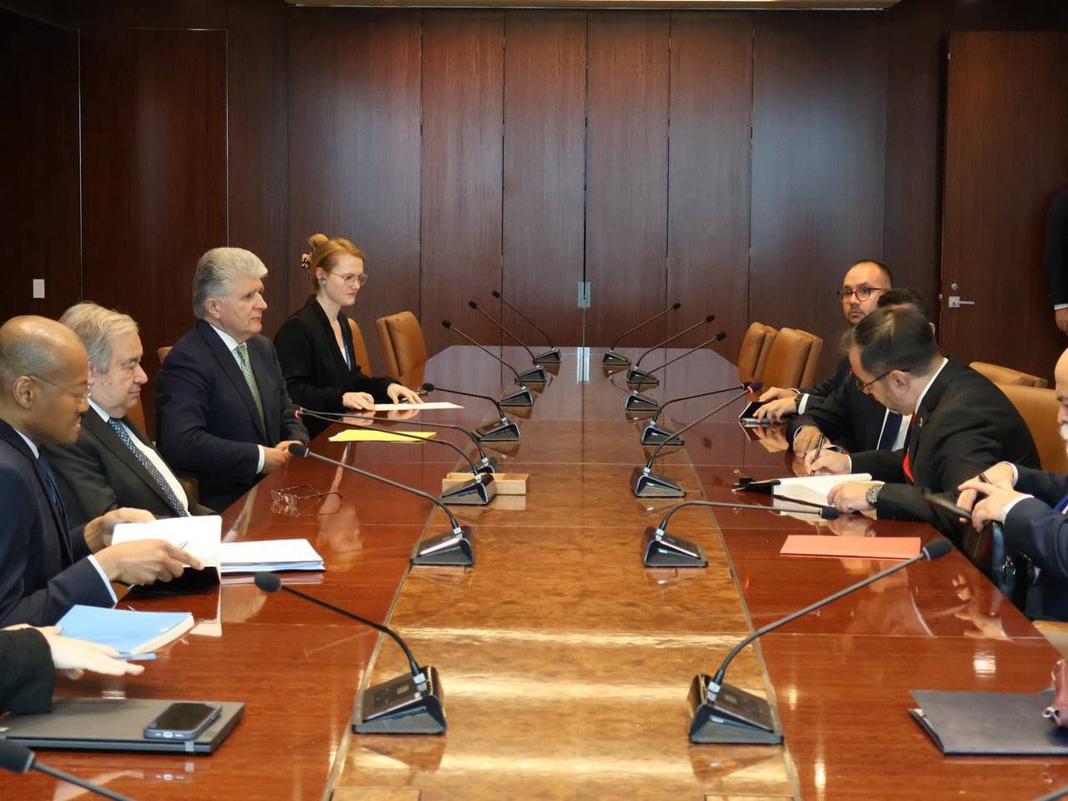 Ministro Gil expresó al Secretario de la #ONU la preocupación de #Venezuela por las arbitrarias acciones de #Guyana al otorgar concesiones a corporaciones transnacionales para la explotación de hidrocarburos en aguas aun no delimitadas.