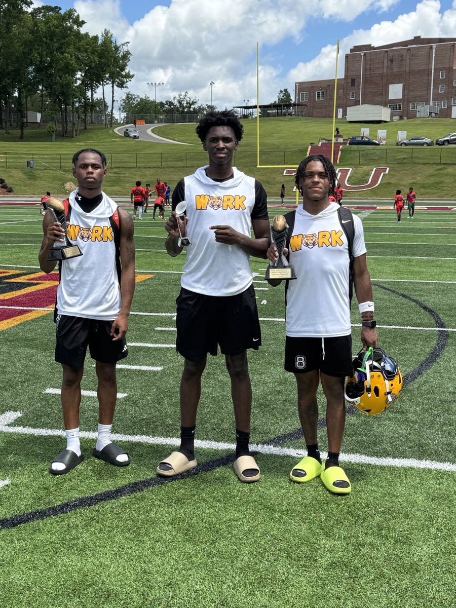 jdmck8's tweet image. After a great camp / 7v7 at TU , I am beyond blessed to receive my first offer from @SkegeeFootball 🔴🟡!!
@CoachLAoneal12
@TBSCoachSamuels
@JustinEllis22
@alfonzojalen
@CoachCarter3