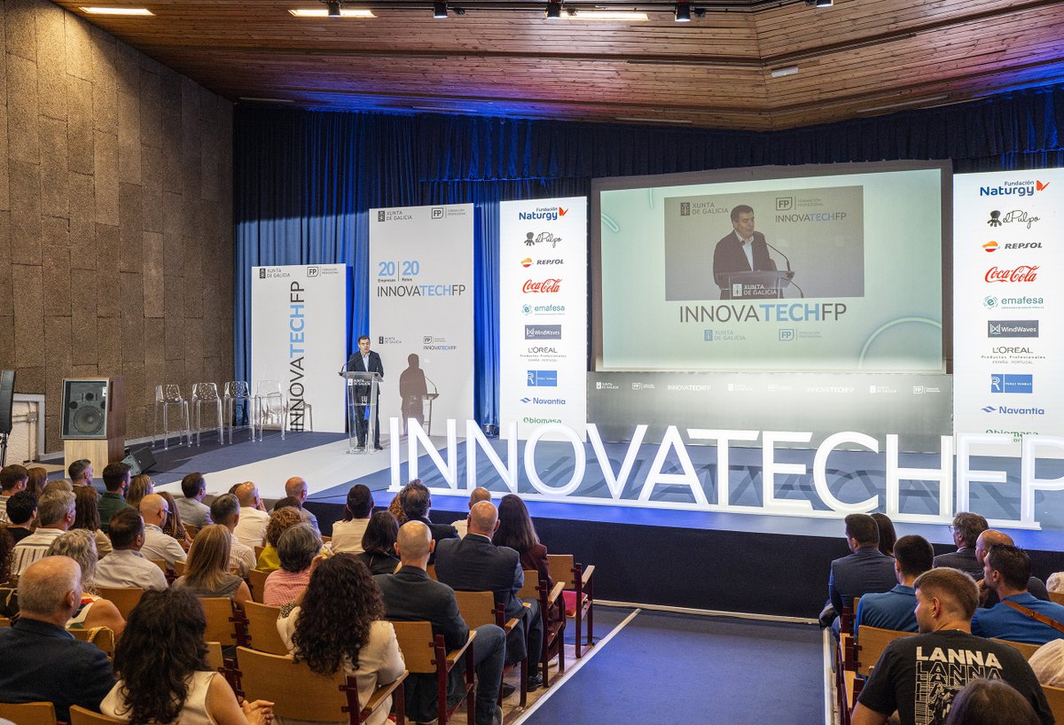 #InnovaTech é o mellor exemplo do que buscamos ao apostar pola #FP: conectar centros e empresas, innovar con retos reais e preparar o alumnado para liderar o futuro

Máis de mil estudantes e 240 docentes demostran que é sinónimo de talento e innovación

ℹ️edu.xunta.gal/portal/node/47…