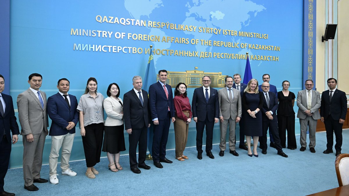 🔹 Қазақстан мен Еуроодақ өзара ынтымақтастықтың өзекті мәселелері бойынша пікір алмасты

🔸 Казахстан и Евросоюз сверили часы по актуальным вопросам сотрудничества

🔹 Kazakhstan and EU Compare Notes on Key Areas of Cooperation

🔗 gov.kz/memleket/entit…