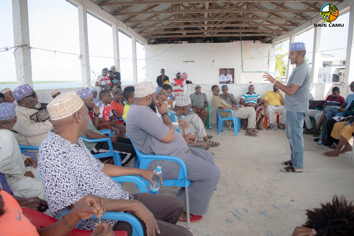 savelamu's tweet image. Save Lamu, Katiba Institute &amp;amp; @naturaljustice  held Barazas in Shella &amp;amp; Amu with BMUs to discuss the proposed 35% for sustainable development under fishermen compensation. Strong support voiced including from previously excluded groups Unity for coastal justice.
@katibainstitute