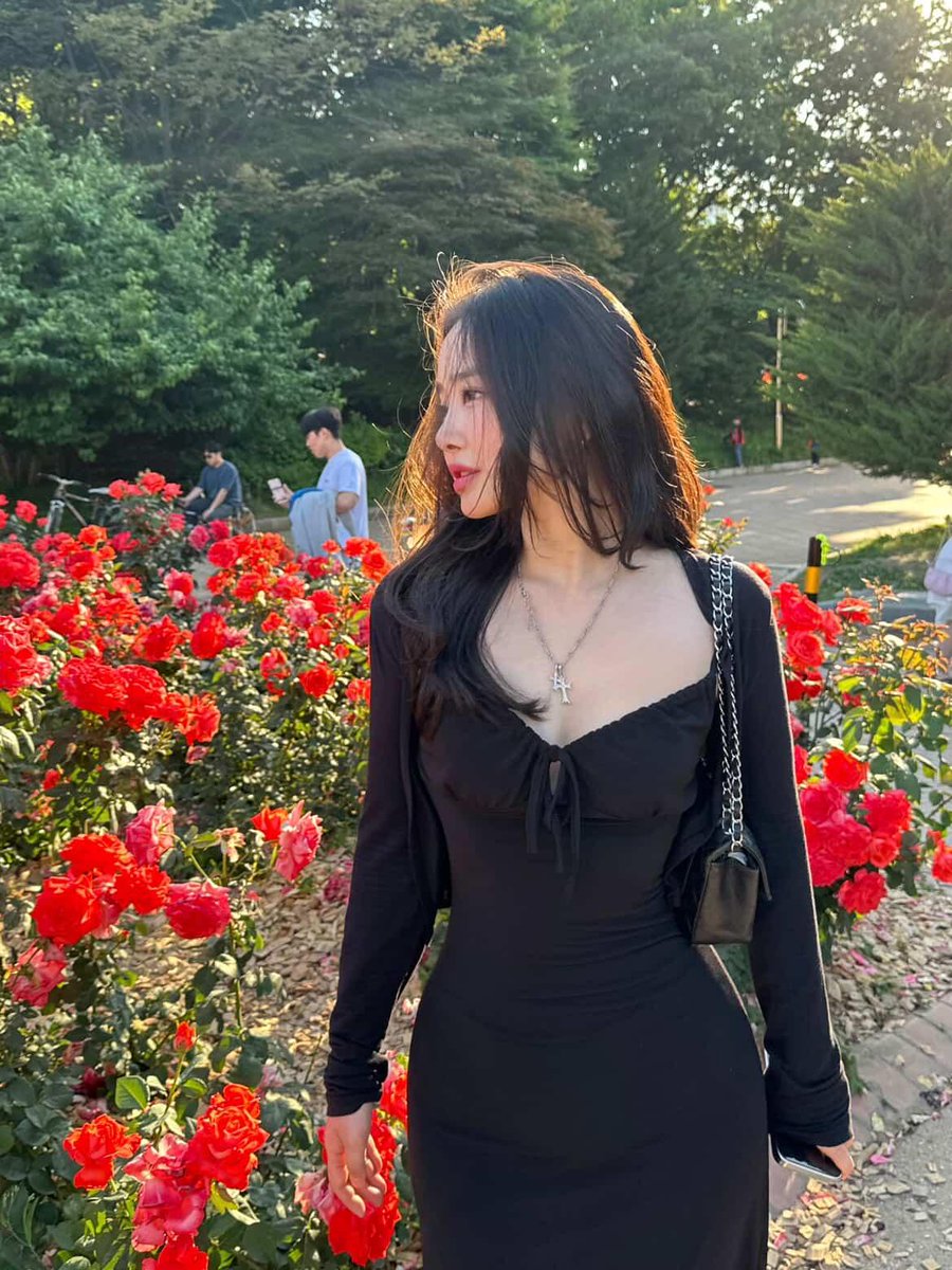 L_ovable__Y's tweet image. 이러는데 어떻게 계정을 안 파... 조용히 방구석에서 혼자 좋아하는 거 어떻게 하는 건지 모르겠고요ㅜㅜ 여자 얘기 더는 참을 수 없어 같이 해요🤍💜