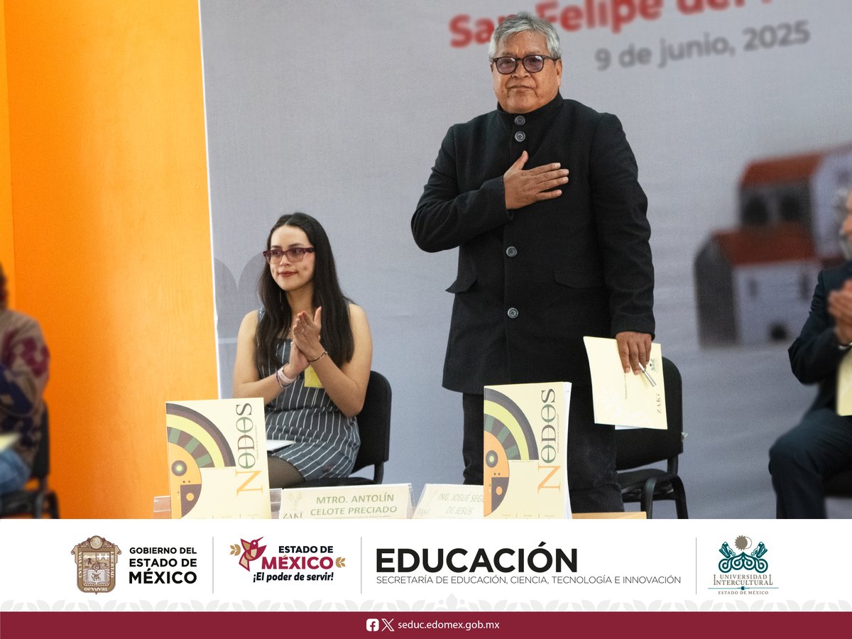 UIEMOficial's tweet image. Estudiantes de la Licenciatura en #ComunicaciónIntercultural de la 𝐄𝐝𝐢𝐭𝐨𝐫𝐢𝐚𝐥 𝐙𝐚𝐤ï presentaron con orgullo la 𝙍𝙚𝙫𝙞𝙨𝙩𝙖 𝙉𝙤𝙙𝙤𝙨, un proyecto que no solo informa, sino que revive, revela y resignifica.

#SomosUIEM 📷
#OrgulloUIEM 📷