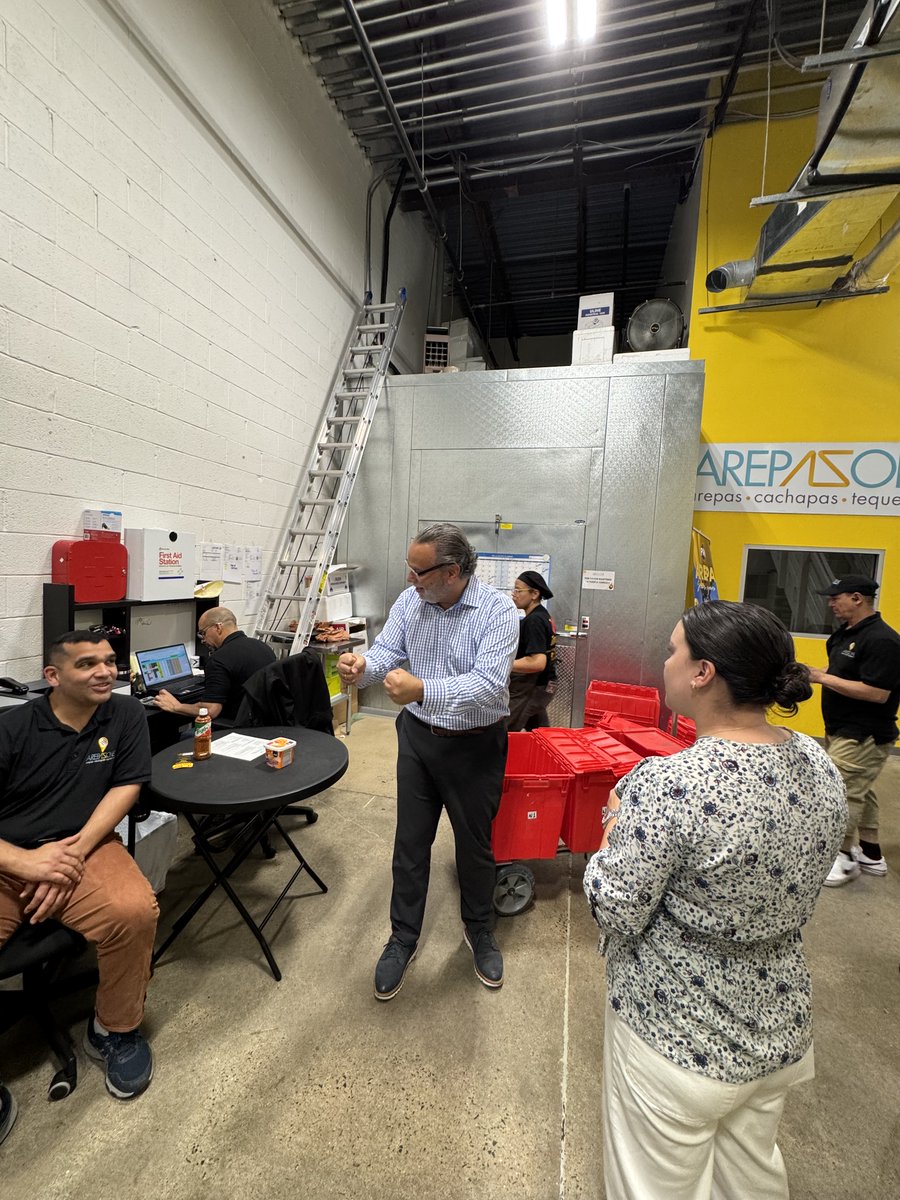 LeoMartinezForVA tweet media