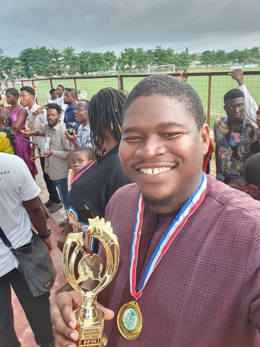Edmundorbini's tweet photo. Greetings maestro @Tunde_OD 🙌🏾
I say make i shoot my shot for a chess board for our upcoming interdepartmental games at UBTH.
I am the current champion from 2024.
Been playing since 1998 and i am keen to see the propagation of the game everywhere.
God bless you for all you do🙏🏽 https://t.co/WmdCPTaT6F