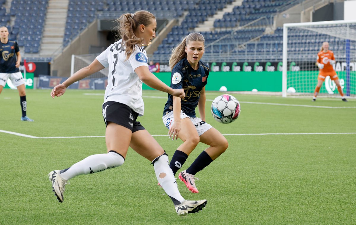Ny lokalfotballpod ute! ⚽️ 

Viking-spiller Sara Sekse Johannesen avslører en overraskende nyhet. 

Vi snakker også om Vikings svake sesongstart i 1. divisjon og oppsummerer lokalfotballen før sommerferien.  

Lytt her: aftenbladet.no/sport/i/QM6X2Q…