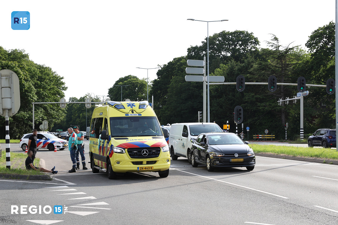 File op #N44 bij Wassenaar op de rijbaan richting Leiden vanwege aanrijding t.h.v. Den Deijl regio15.nl/nieuws/ongeval…