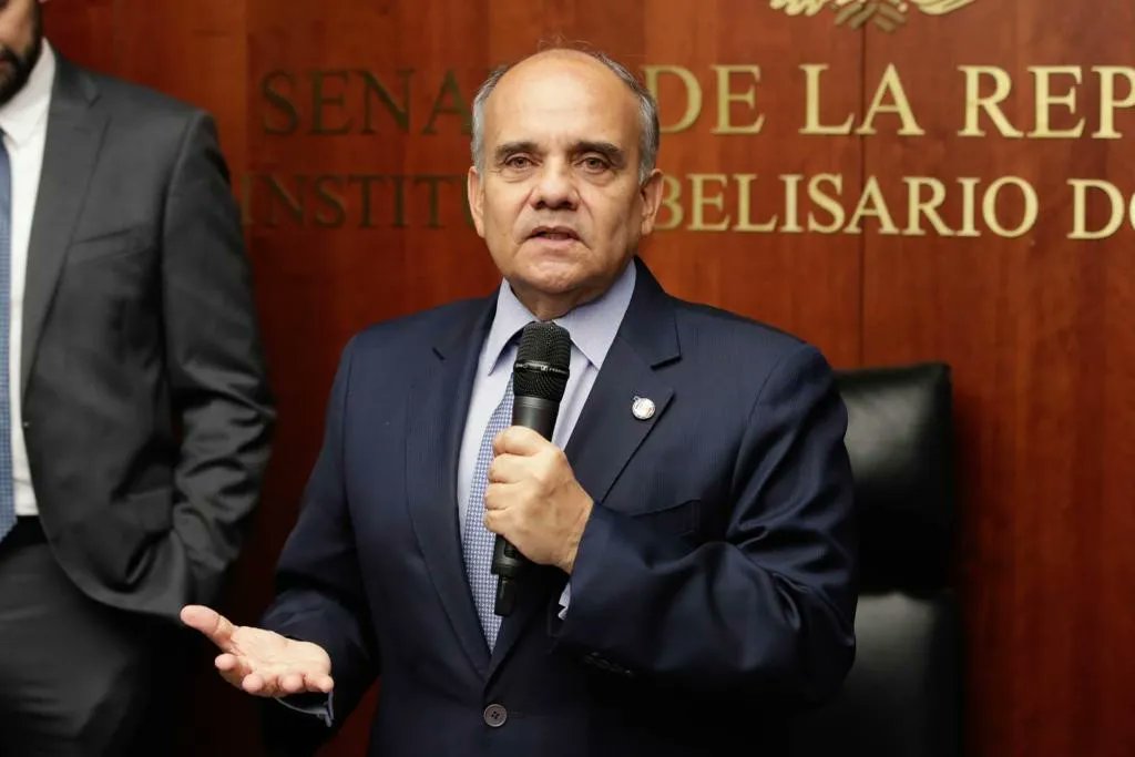 Añorve critica plan del Infonavit para regularizar viviendas invadidas: “Se premia el delito y se castiga la legalidad”
elpoder.tv/anorve-critica…
<a href="/manuelanorve/">Manuel Añorve Baños</a> <a href="/SenadoPRI/">Senado PRI</a> <a href="/Infonavit/">Infonavit</a> <a href="/OctavioRomero_O/">Octavio Romero</a> #ViviendasInvadidas