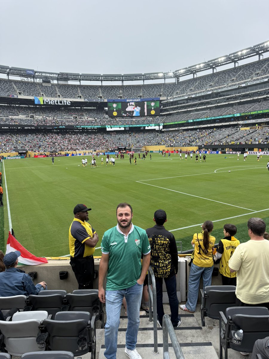 Texas is a way of life 🐊🐊 <a href="/teksasorg/">TEKSAS</a> 

📍MetLife Stadium