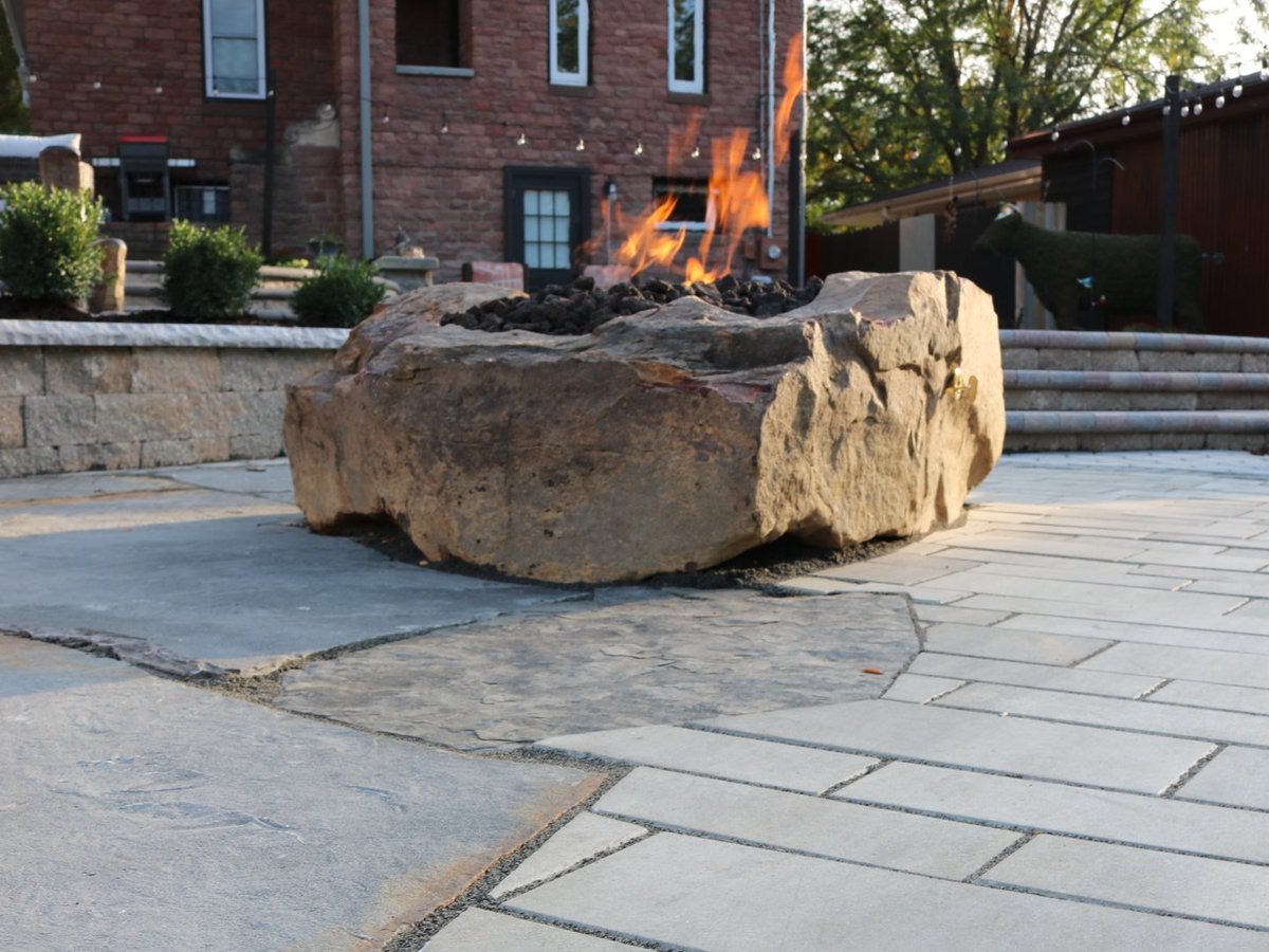 UPLandesign's tweet photo. Ignite your creativity with your fire pit design! 🔥 

Imagine unique materials, custom shapes, and seating options to transform your space. 🌟 

Share your dream fire pit ideas, and call (402) 922-8874 to schedule a consultation!

https://t.co/VzMb3NFkZG https://t.co/fp2fvXM4Ir