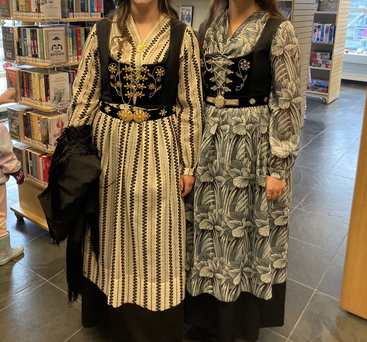 our folk costume is so pretty i can’t believe i used to hate it