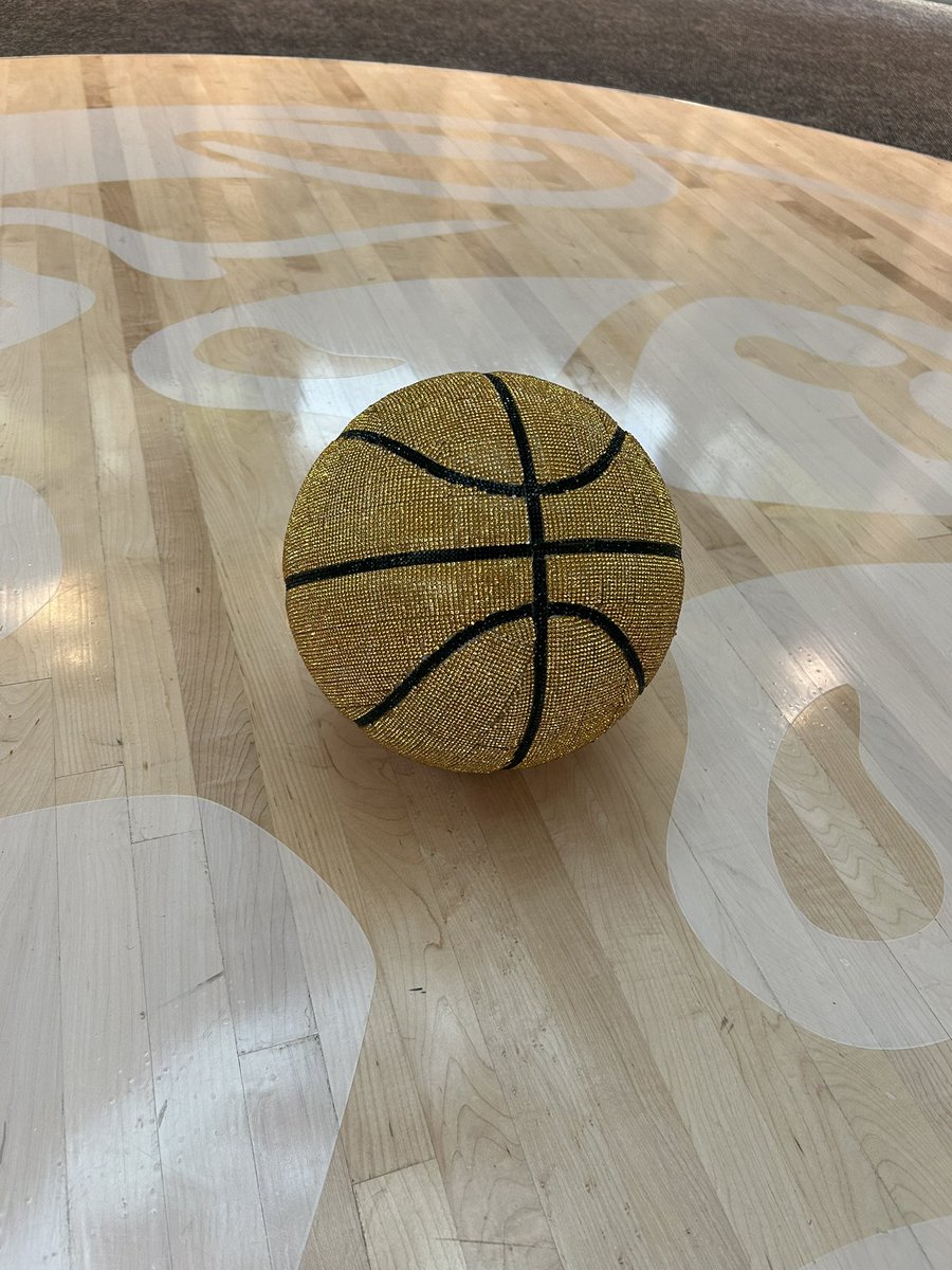 Colorado State Equipment (@csuequipment) on Twitter photo We do it all here. Custom ball for <a href="/CSUWBasketball/">Colorado State Women's Basketball</a> ๐๐
<a href="/wimp_katie/">Katie Wimp-Callies</a> with the craft skills We do it all here. Custom ball for <a href="/CSUWBasketball/">Colorado State Women's Basketball</a> ๐๐
<a href="/wimp_katie/">Katie Wimp-Callies</a> with the craft skills