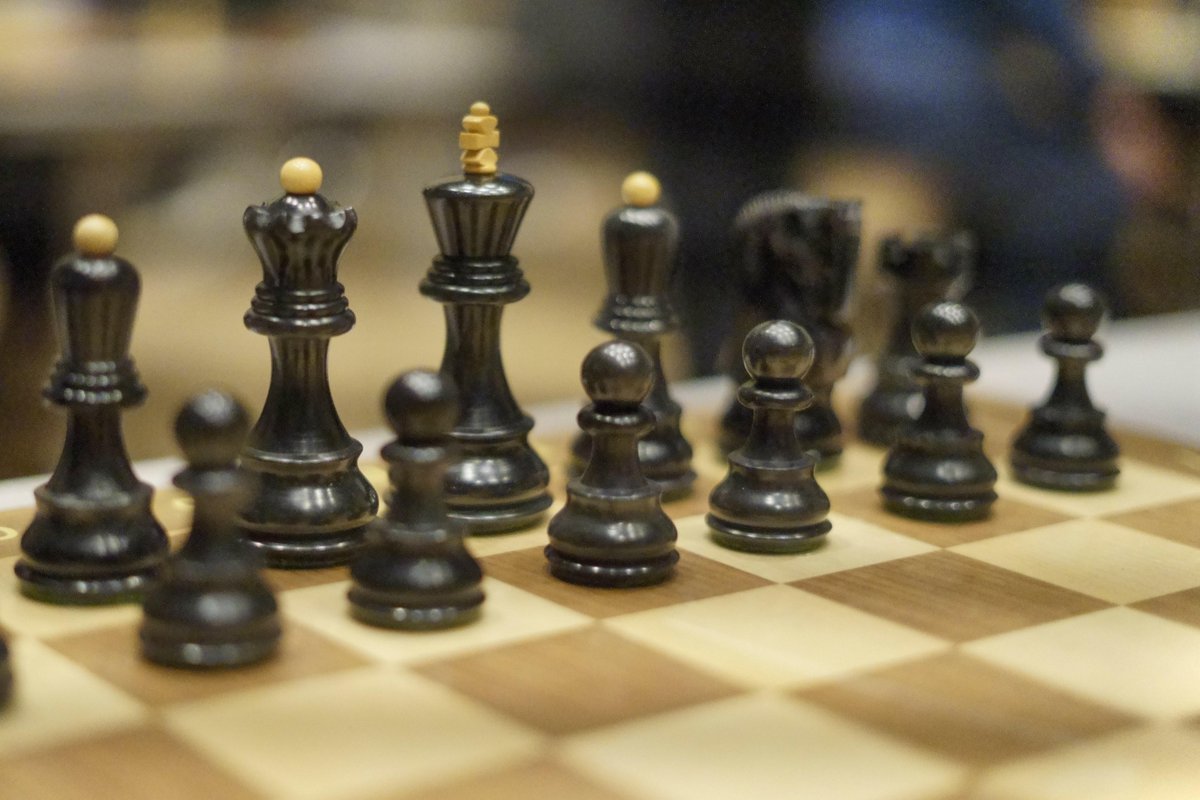 ClubEpsom's tweet image. Epsom Chess Club are delighted to reveal a new club event, &apos;CHESS &amp;amp; CHILL&apos;, taking place regularly on Wednesdays from 11am at Bonjour Café, Epsom, in the town centre. All welcome! We are soon hoping to expand the event to include a monthly morning blitz tournament. Stay tuned.