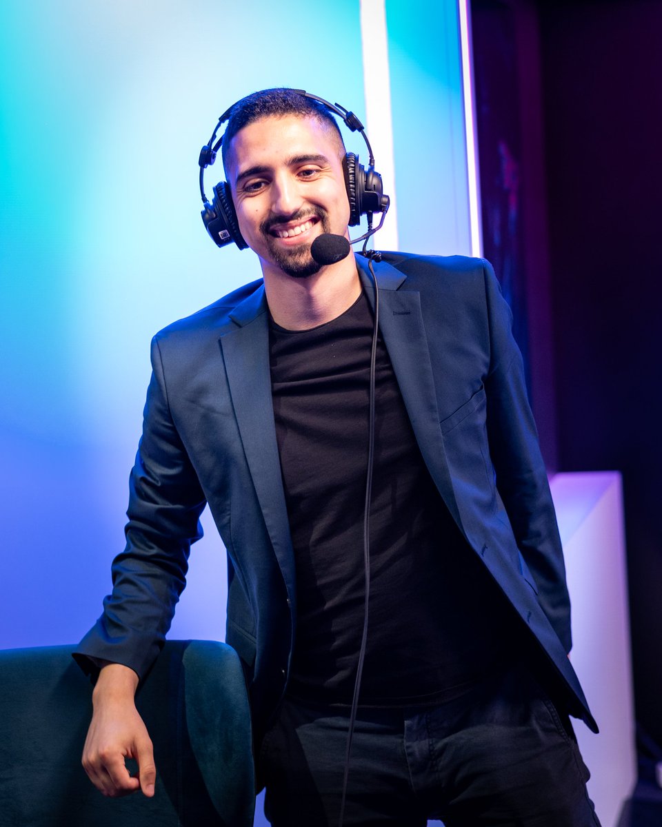 Ce n'était pas prévu à la base, mais j'ai l'immense honneur de faire partie de l'équipe de cast qui ira à 🇺🇸 Austin pour cast les playoffs du Major 

Merci <a href="/CMCnd/">Cnd</a> encore une fois

Trop hâte d'y être