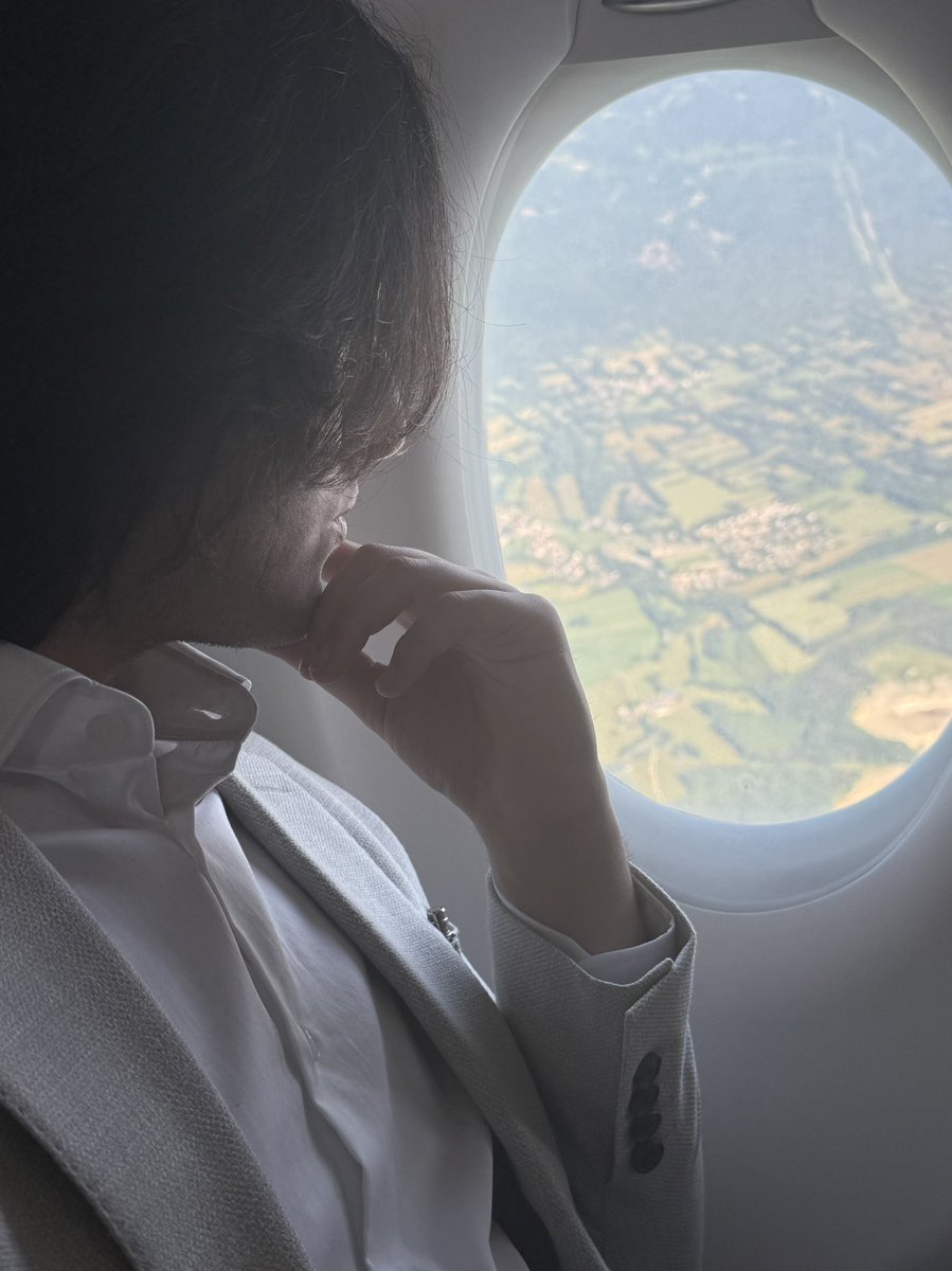 ShayanA2307's tweet photo. Alhamdulillah, I have returned safely to London after a very busy day in Geneva. As promised, we are going full force for Imran Khan’s release! https://t.co/OYdyjFJ7YO