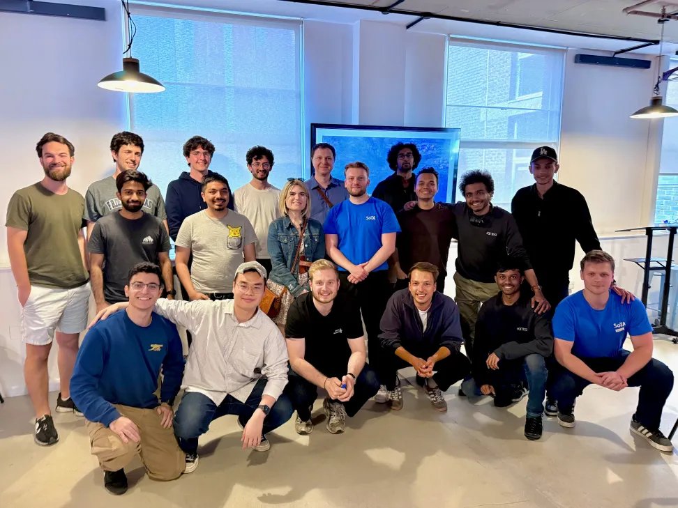 sotalikesfuture's tweet image. This past weekend, SoTA held the Embodied Intelligence Hackathon in London. We had dozens of teams competing for both our local prizes and @Huggingface's global @LeRobot challenges.
SoTA's champions were:
Overall prize (£1,000): Calum & James, for their low-cost lab…