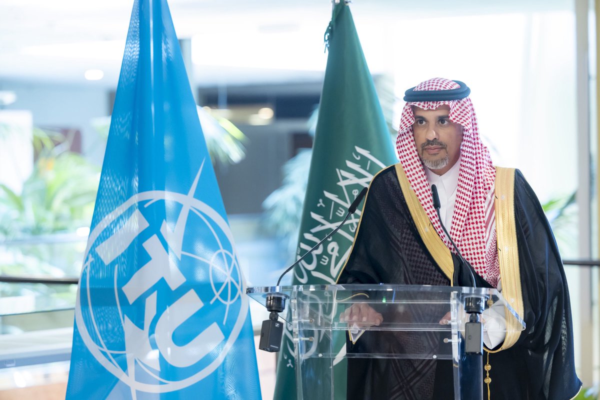 KSAPermanentGVA's tweet image. أقامت هيئة الاتصالات والفضاء والتقنية وبعثة المملكة الدائمة لدى #UNGeneva حفل استقبال على هامش افتتاح أعمال دورة مجلس الاتحاد الدولي للاتصالات 2025 في جنيف، والذي أعلنت فيه المملكة عن ترشحها لعضوية مجلس الاتحاد الدولي للاتصالات للفترة 2027–2030.
وجرى الإعلان الرسمي بحضور معالي…