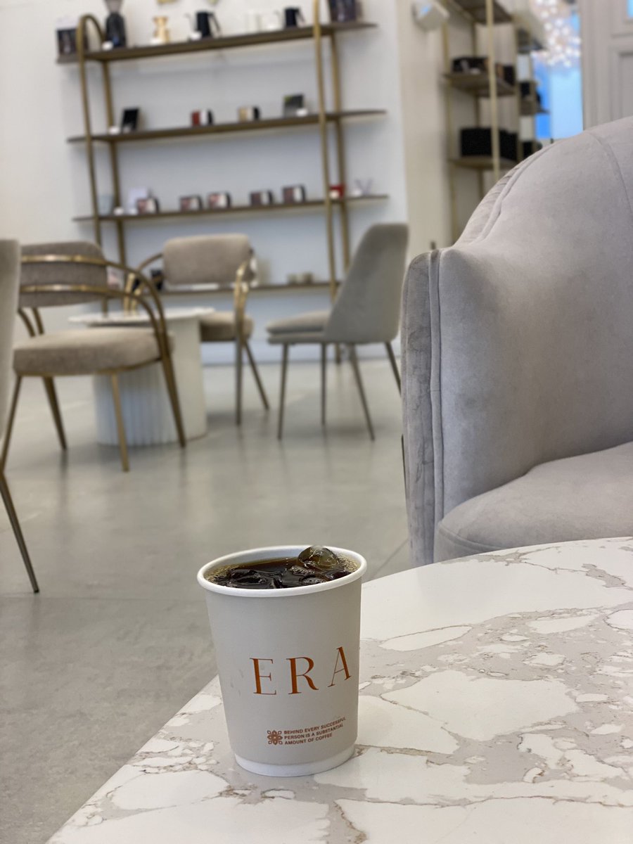 2lorm's tweet image. وليفٍ عساني ماخلا منه ولا أبكيه 
غيابه يميت الرّوح والوصل يحييني

 ليا من دعيته جاوب وقال لي لبّيه
 احس بشعور ماهو بـ دايم يجيني