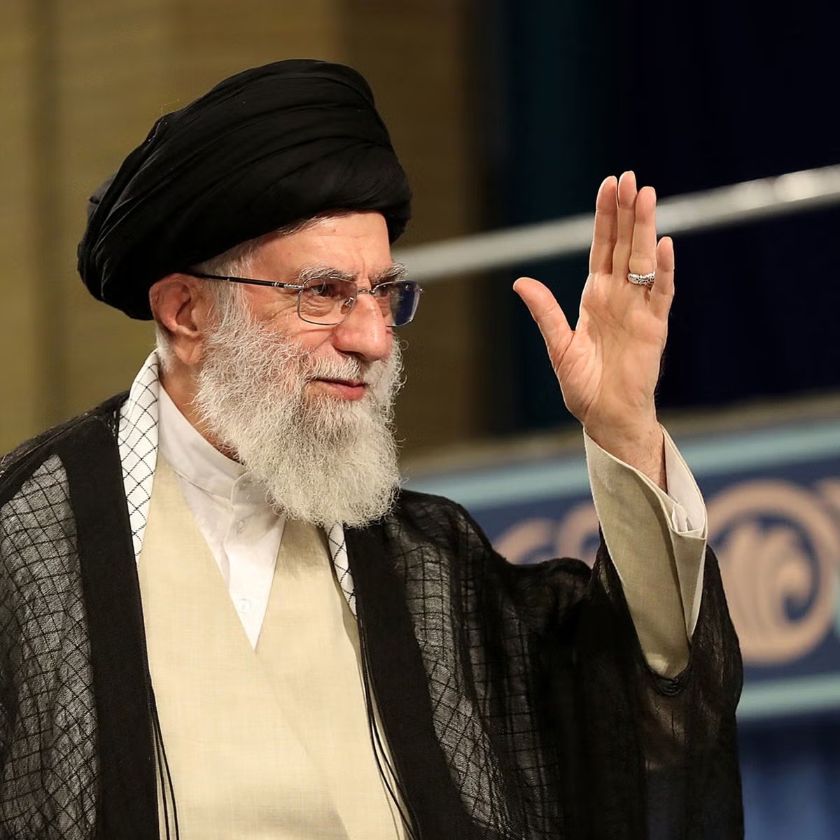 🇮🇷 This man is on the RIGHT side of history!