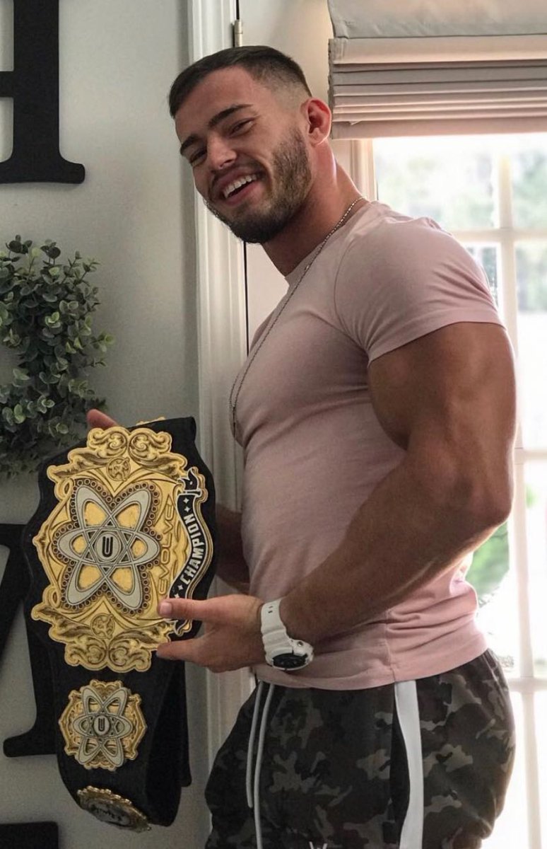 Since WWE owns Evolve I hope they upload some old evolve matches so I can get more Austin Theory content