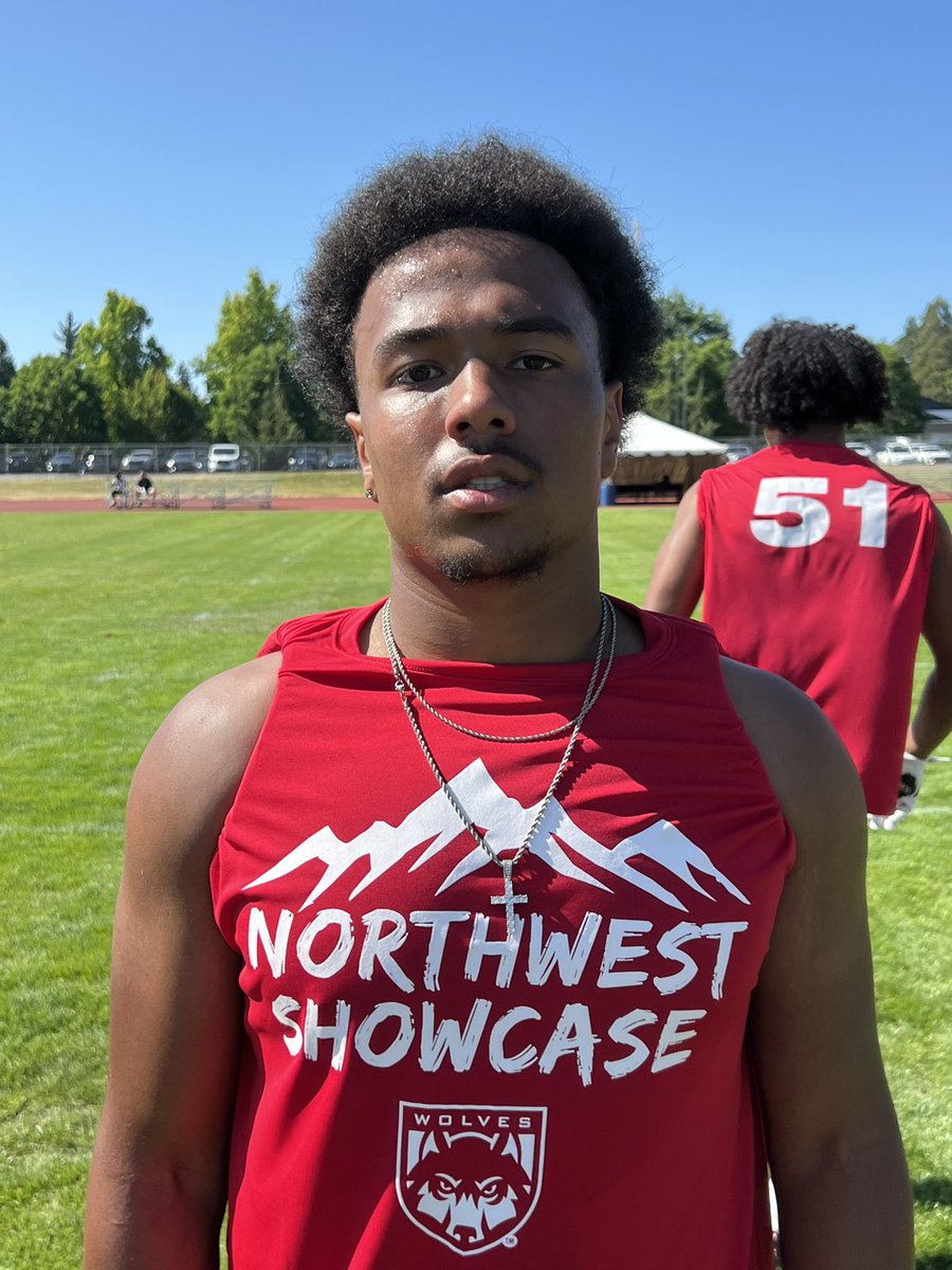 AndrewNemec's tweet photo. Camas (WA) @Thor_Brody8 with a nice route (slight slip). He had a really strong day and was featured heavily in 1-on-1s. https://t.co/PGPzOspnr3