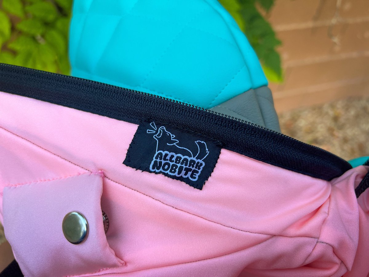 A big thank you to <a href="/DustinDoggo/">💙Dust-in ⏰ For Min💚 🔜 FWA</a> for getting a Fursuit Head Bag with such a pretty pattern👀. Loved making this one!

Created and designed by <a href="/ItsAllBark/">All Bark No Bite!</a>🧵🪡