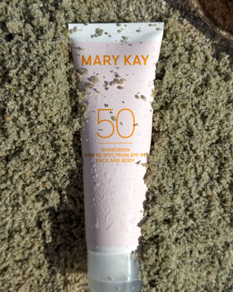 Sunscreen shouldn’t just be for beach days it’s for your morning dog walk. Your car ride. Your every day.

Visit the blog to learn from Dr. Lucy Gildea about everything you need to know about sun care this summer: ow.ly/WvOu50WaZh1