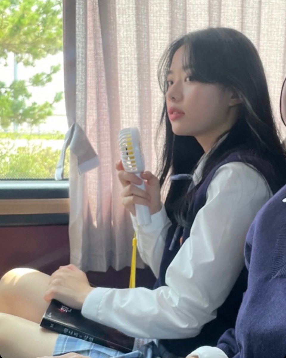 이윤서 얘기는 아껴서 해야함
왜냐면시작하면진짜못멈춰서