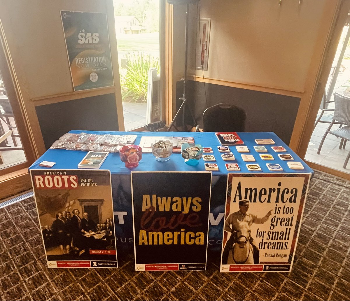 astpierre55's tweet image. First table of the summer and a great night promoting @TPUSA in Hebron, CT 🇺🇸
Amazing people, powerful discussions, and a unified understanding that our mission in the Northeast will be successful 🦅
#Community #ChangeIsComing #PatrioticSummer