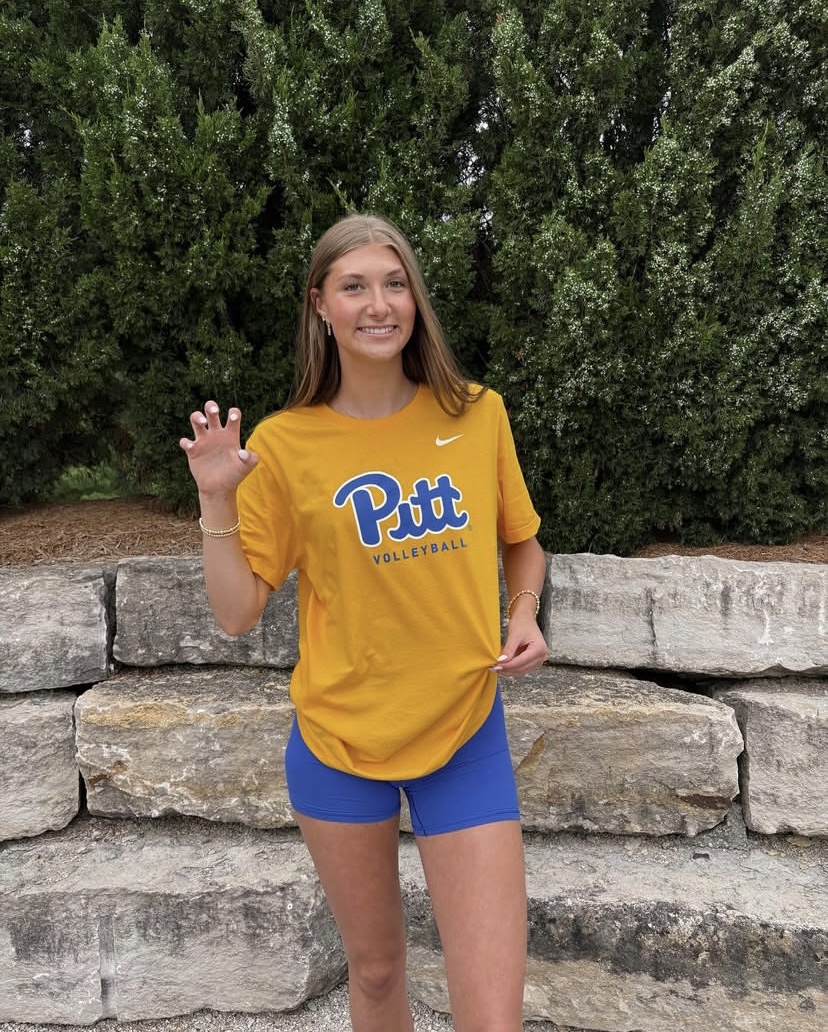 #Pitt Volleyball has their first Class of 2027 Commitment in Peyton Kubik

Plays outside hitter and setter for Blue Valley West High School in Overland Park, Kan., near Kansas City

Stands 6-foot-1. Was a MaxPreps Sophomore All-American in 2024