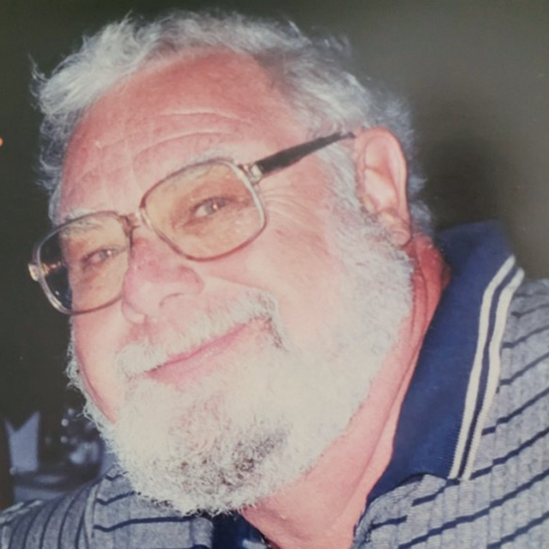 👉 Gary William Mislick, 83, of Sebastian FL, Old Lyme and Deep River, CT, passed away in Florida on June 12, 2025. He was born in Deep River, CT in 1942 to Walter and Phebe (Sheffield) Mislick. 

Gary attended Valley Regional High School where he played basketball and was