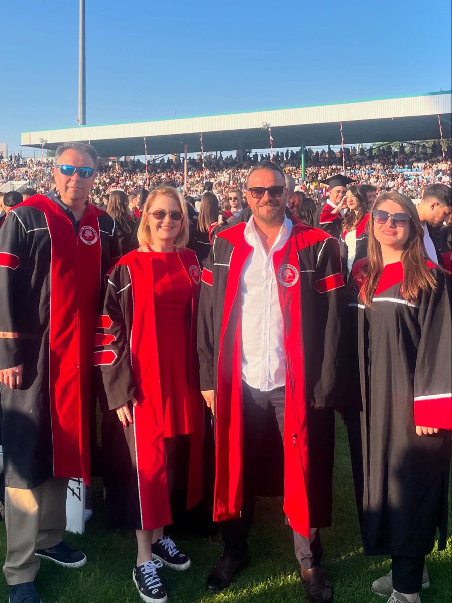 pnrgoktas's tweet photo. Süleyman Demirel Üniversitesi 2025 Mezuniyet 🎓🎓🎓 Gönülden kutluyorum, yolunuz açık olsun 🥰💐 https://t.co/5evEn9qFeh