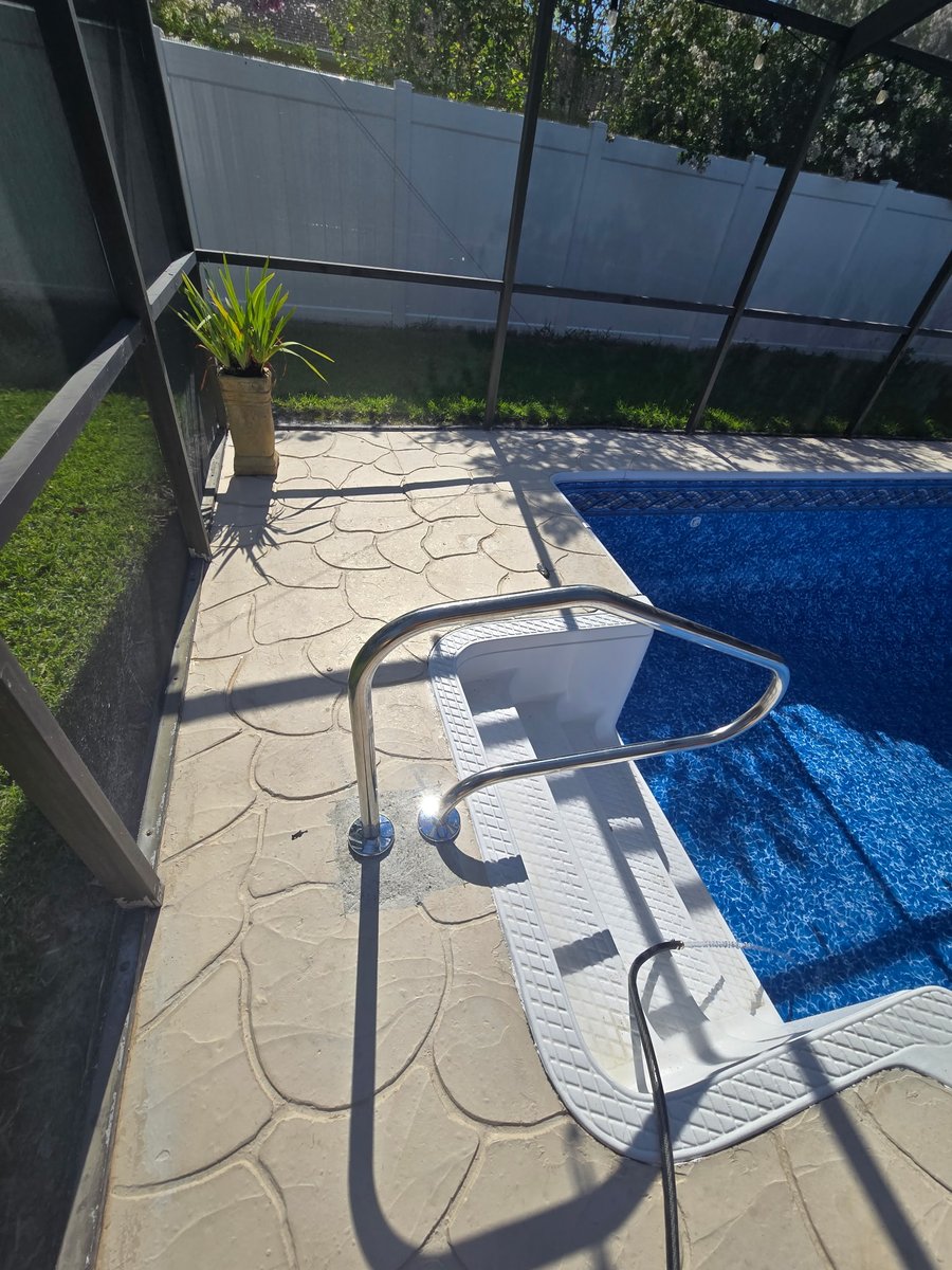 ppalmpools's tweet image. The customer reached out for a liner and ladder upgrade in their pool. We removed the damaged vinyl liner, prepped the pool, and installed a new Latham Panama Royal prism liner. We also replaced the ladder treads, trim and faceplates with Haywood products. #PoolRefresh
