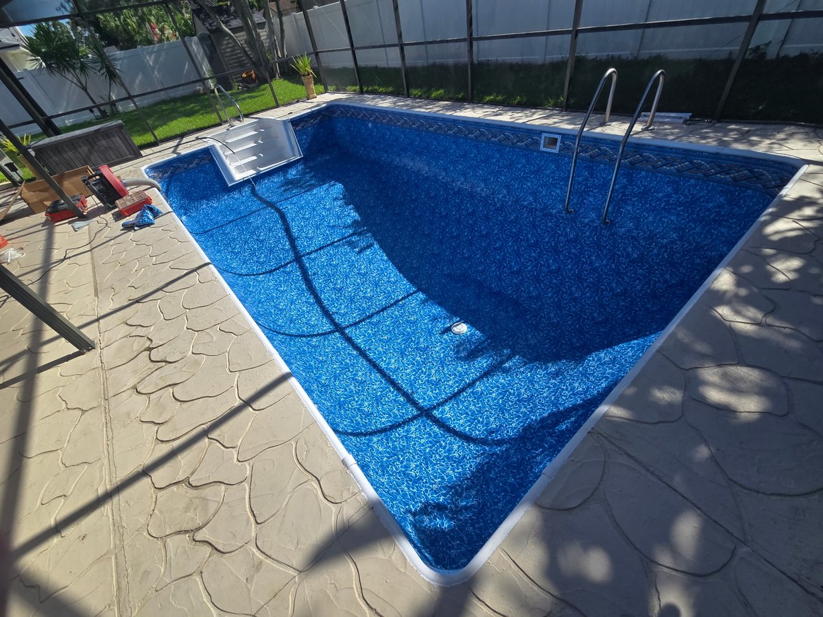 ppalmpools's tweet image. The customer reached out for a liner and ladder upgrade in their pool. We removed the damaged vinyl liner, prepped the pool, and installed a new Latham Panama Royal prism liner. We also replaced the ladder treads, trim and faceplates with Haywood products. #PoolRefresh