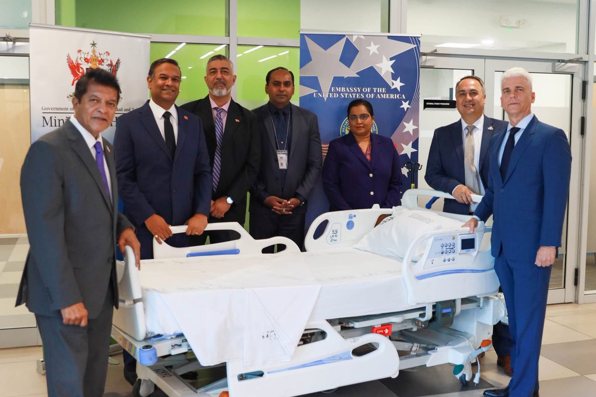 U.S. Embassy Port of Spain (@usintt) on Twitter photo On June 17, the United States government donated medical supplies valued at US$207,000 to <a href="/MOH_TT/">Ministry of Health</a>
U.S. Embassy Deputy Chief of Mission (DCM) Charlie Franta presented the items to Minister of Health Dr. Lackram Bodoe at the Ministry of Health’s headquarters in Port of Spain. On June 17, the United States government donated medical supplies valued at US$207,000 to <a href="/MOH_TT/">Ministry of Health</a>
U.S. Embassy Deputy Chief of Mission (DCM) Charlie Franta presented the items to Minister of Health Dr. Lackram Bodoe at the Ministry of Health’s headquarters in Port of Spain.