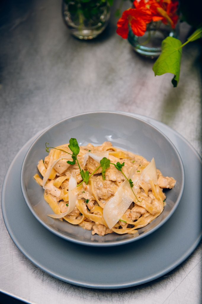 CRYSTAL LOUNGE KIGALI tweet media