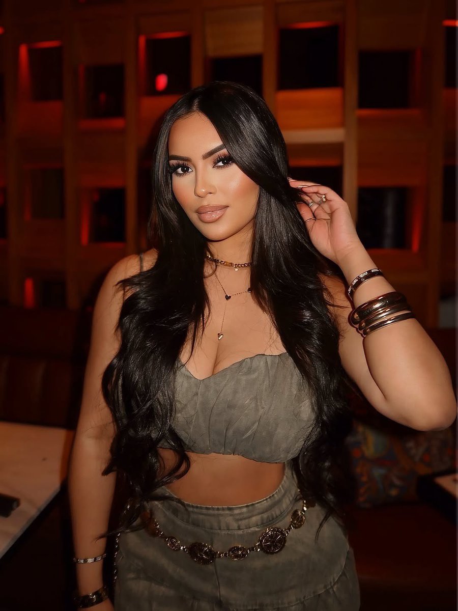 born to stand out 💫