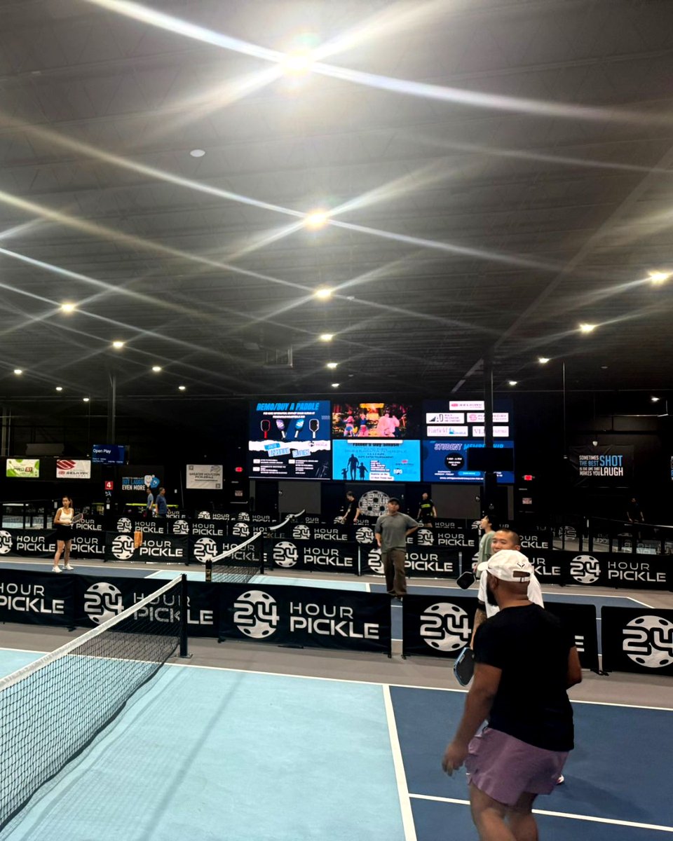 HoustonSSC's tweet image. 🚨NEW VENUE ALERT🚨 

Sugar Land, you’re up! We’re pumped to welcome @24HourPickle to the HSSC fam. Grab your paddle, grab your crew, and sign up to play where the lights (and competition) never go out.
Leagues now open: bit.ly/43MW9O1