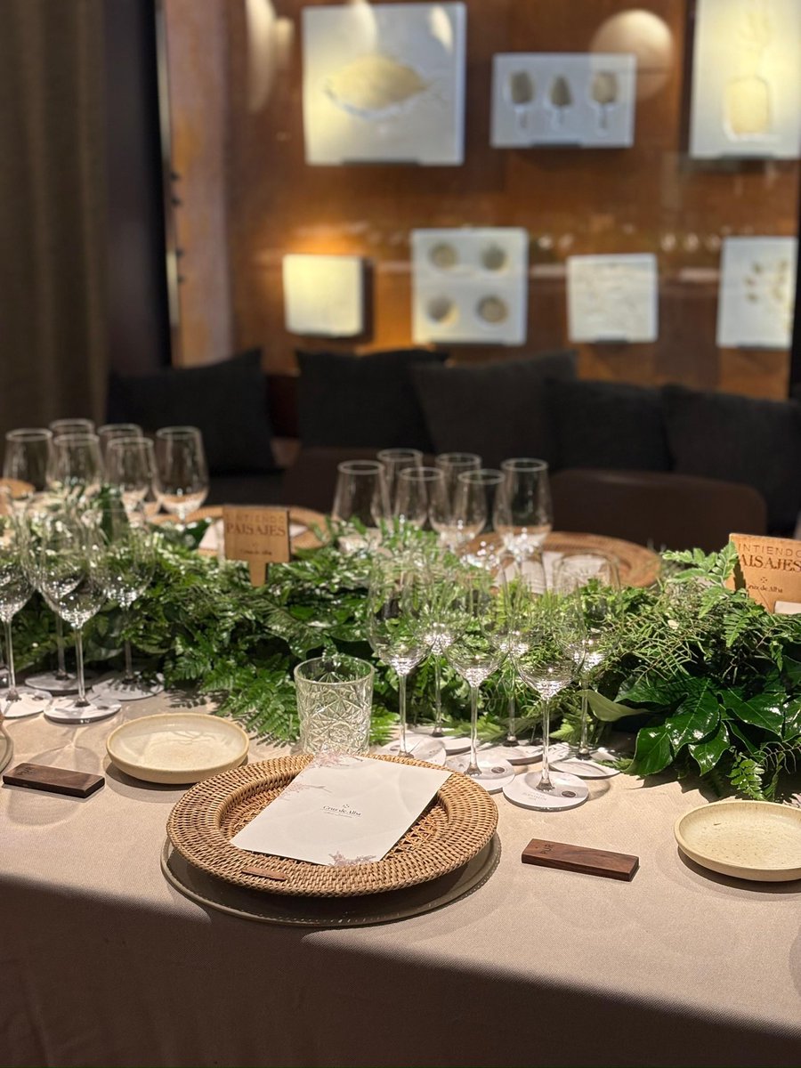 pur_barcelona's tweet image. Veniu a celebrar??🌟🍽️

#PURBarcelona #celebrate #tablesetting #Barcelona