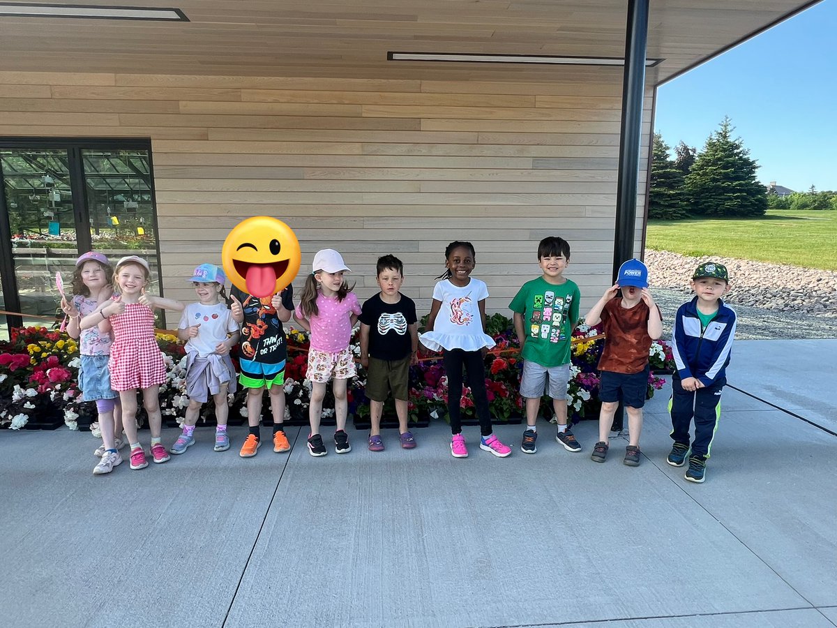 Madame Day tweet media