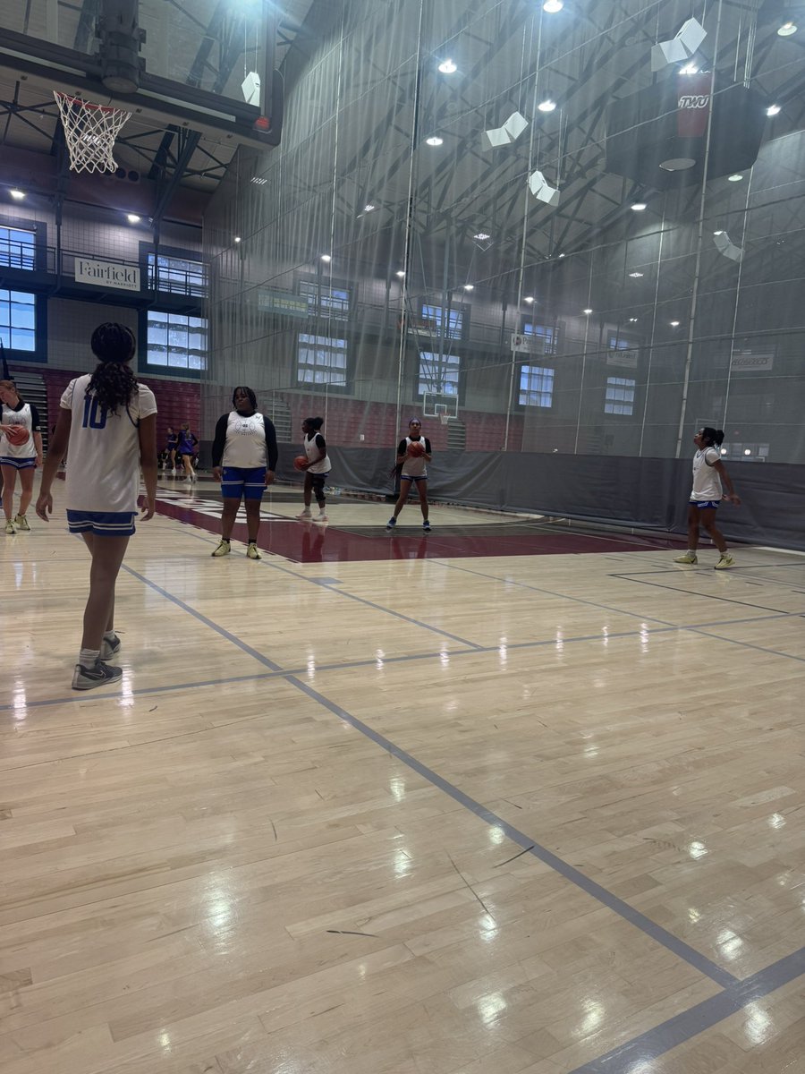 Great start to the <a href="/TWU_Basketball/">TWU Basketball</a> team camp with a win over Sanger 44-17! Game 2 at 3pm! #WeGotLadyDogs 

<a href="/coach_triley12/">Coach Riley 🏀🏀🏀</a>