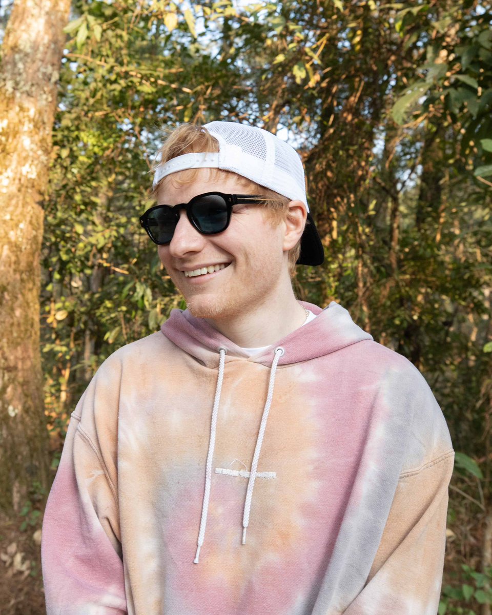 Behind the scenes of the Sapphire Music Video! Whats everyones